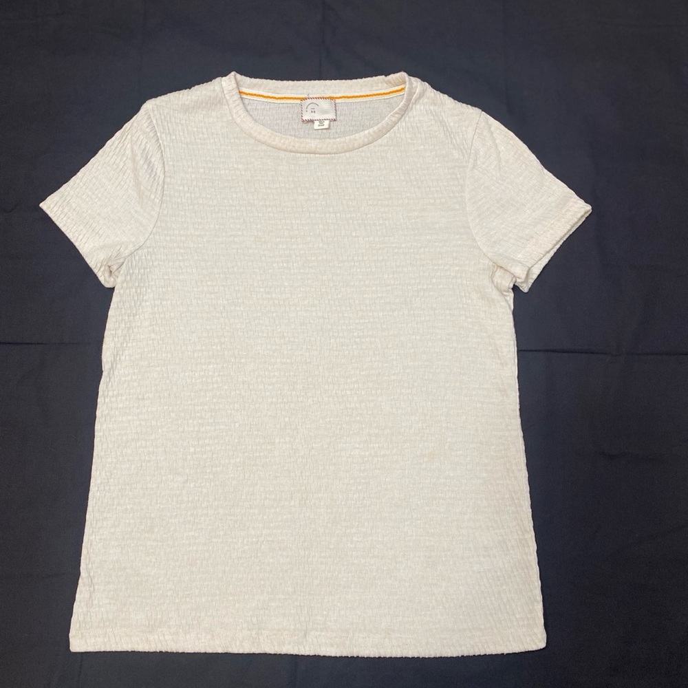 ANTHROPOLOGIE brand cream shimmer shirt (szXS)